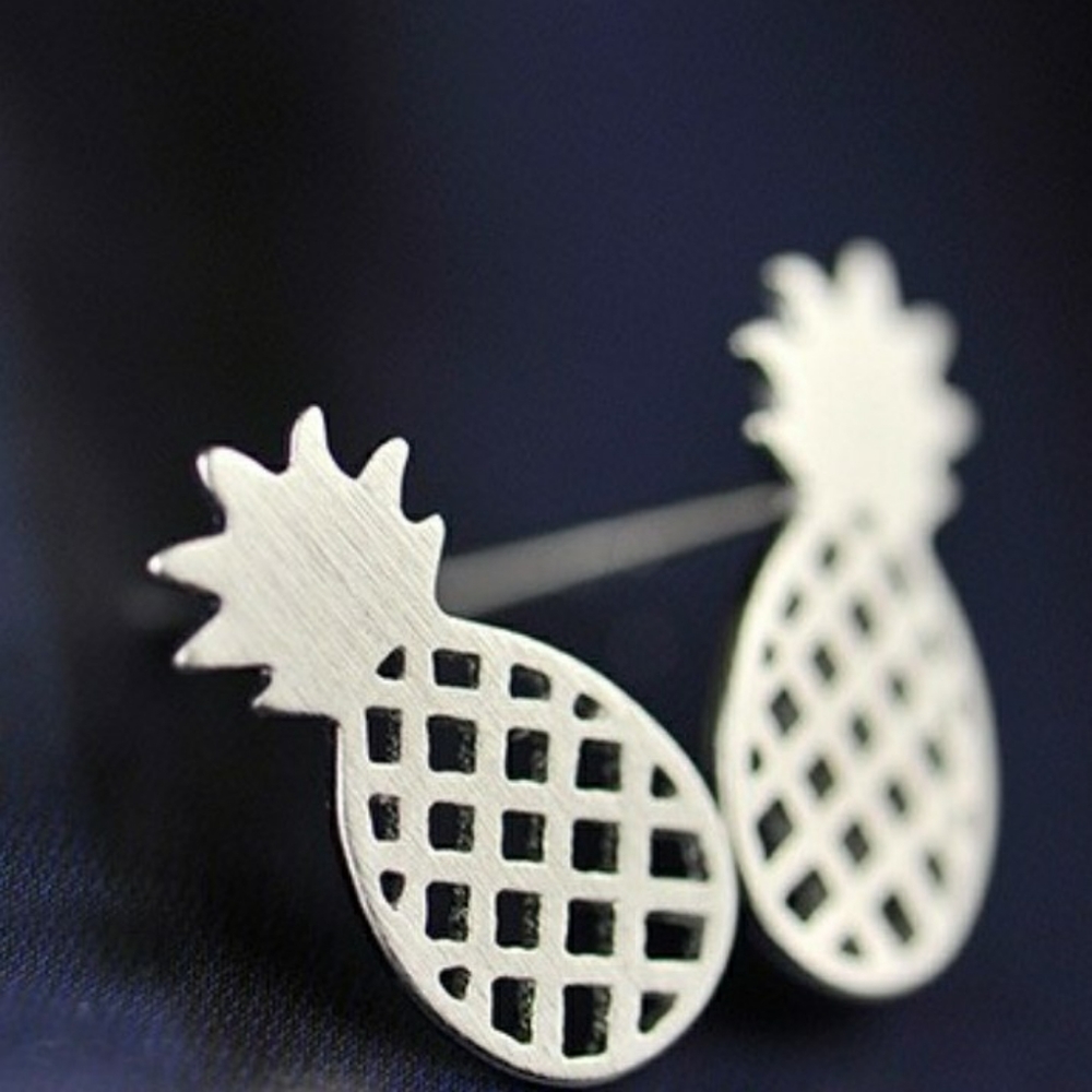 NEW 925 Sterling Silver Pineapple Stud Earrings - Picture 2 of 12